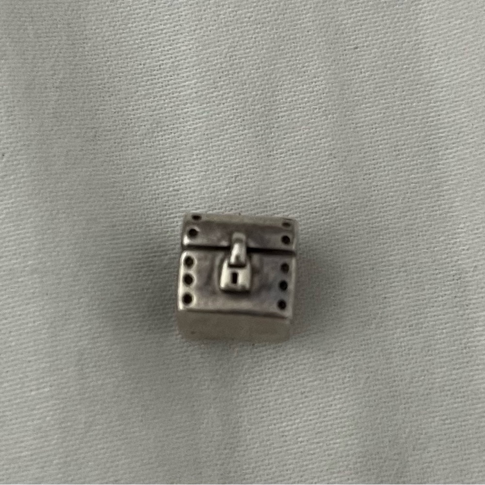 Pandora Treasure Chest with Heart Charm